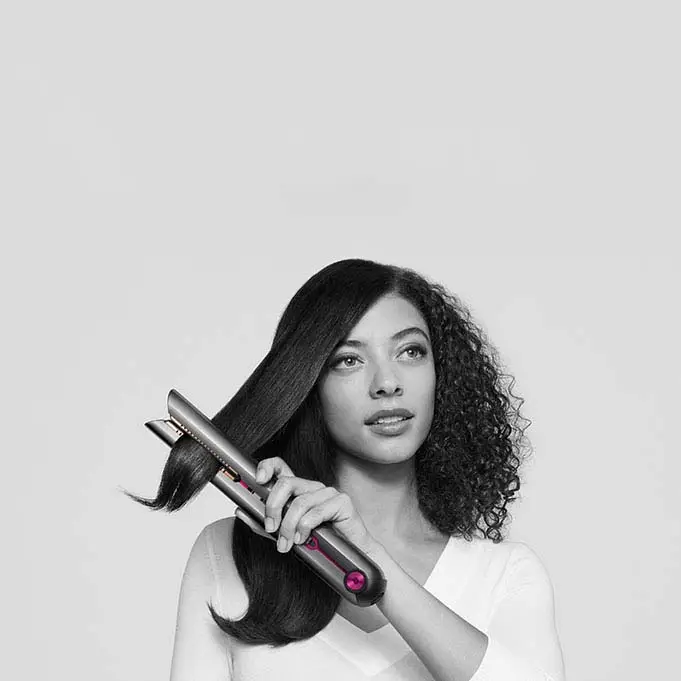 Bun venit plăcilor flexibile! Bun venit coafurilor versatile!